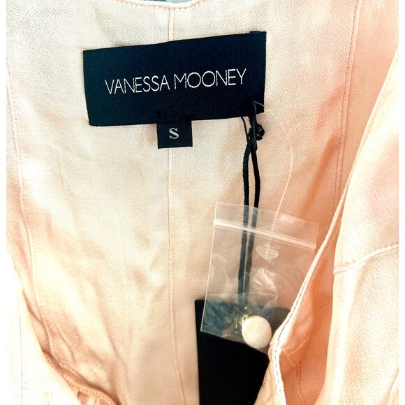 Anthropologie/ Vanessa Mooney Elizabeth Romper Dress in Cream Satin S BNWT - Picture 7 of 8